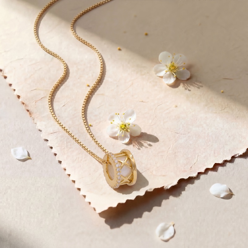 Vyanika Golden Halo Barrel Pendant