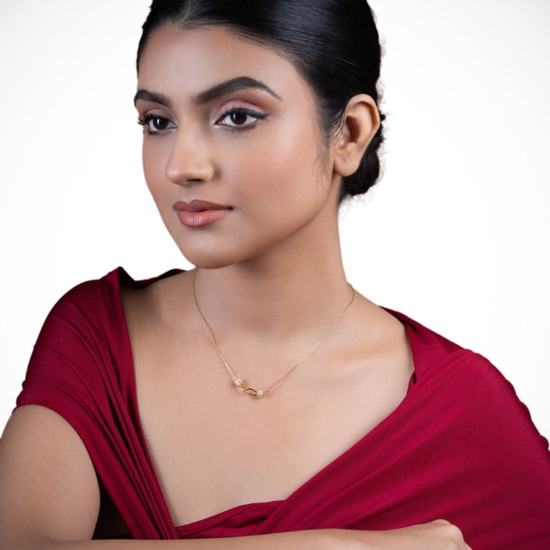 Vyanika Interlock Luxe Pendant
